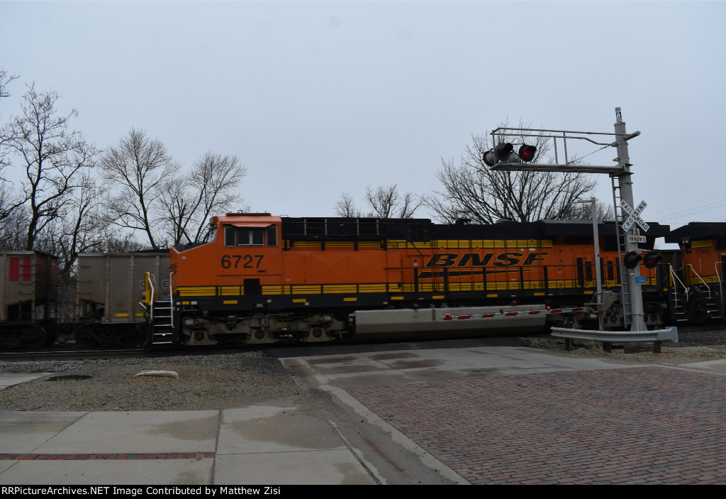 BNSF 6727